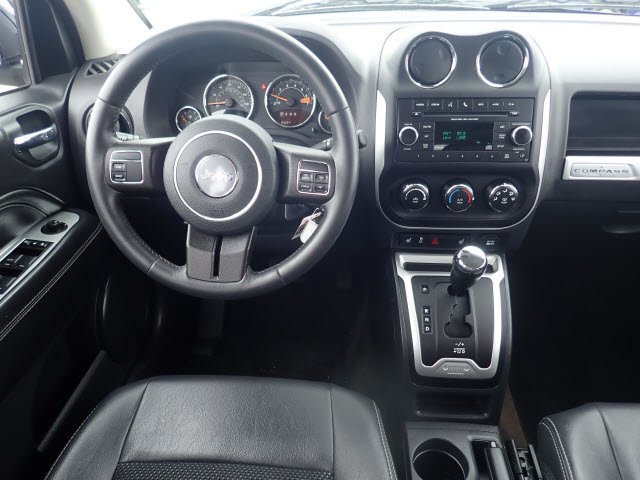 Pre-Owned 2014 Jeep Compass 4WD 4dr Latitude Sport Utility in Morton ...