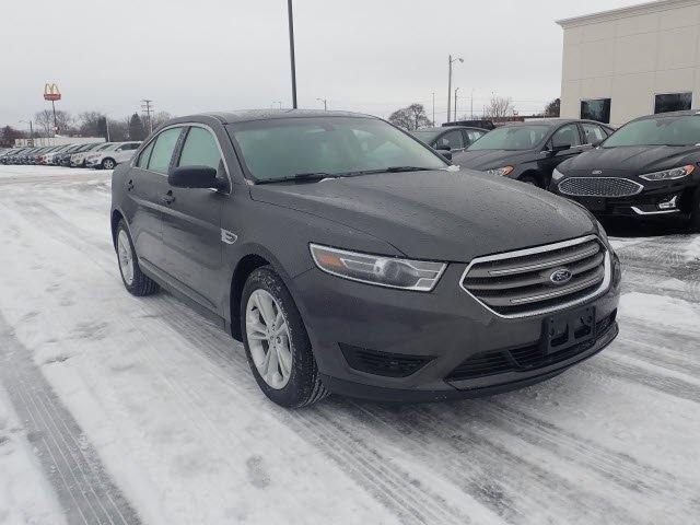 New 2019 Ford Taurus Se 4d Sedan In Morton #110361 