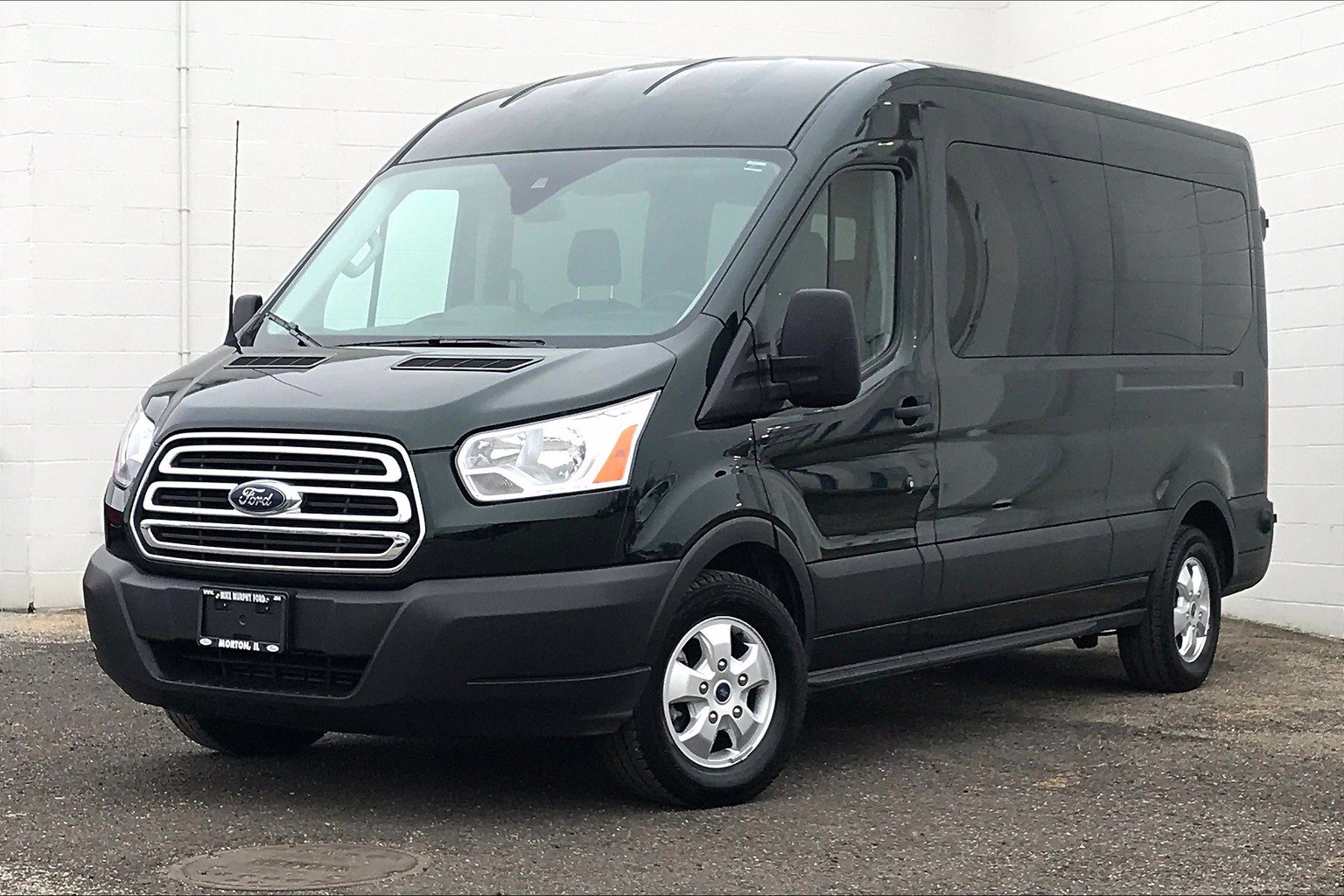 Pre-Owned 2019 Ford Transit-350 XLT 15 Passenger in Morton #A76748