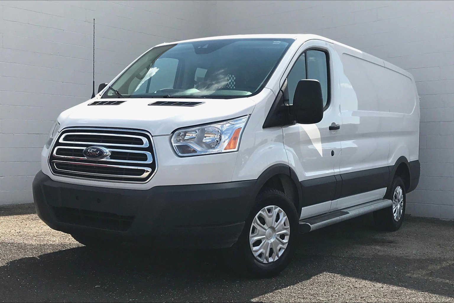 Pre-Owned 2018 Ford Transit Van Mini-van, Cargo in Morton #B16482 ...