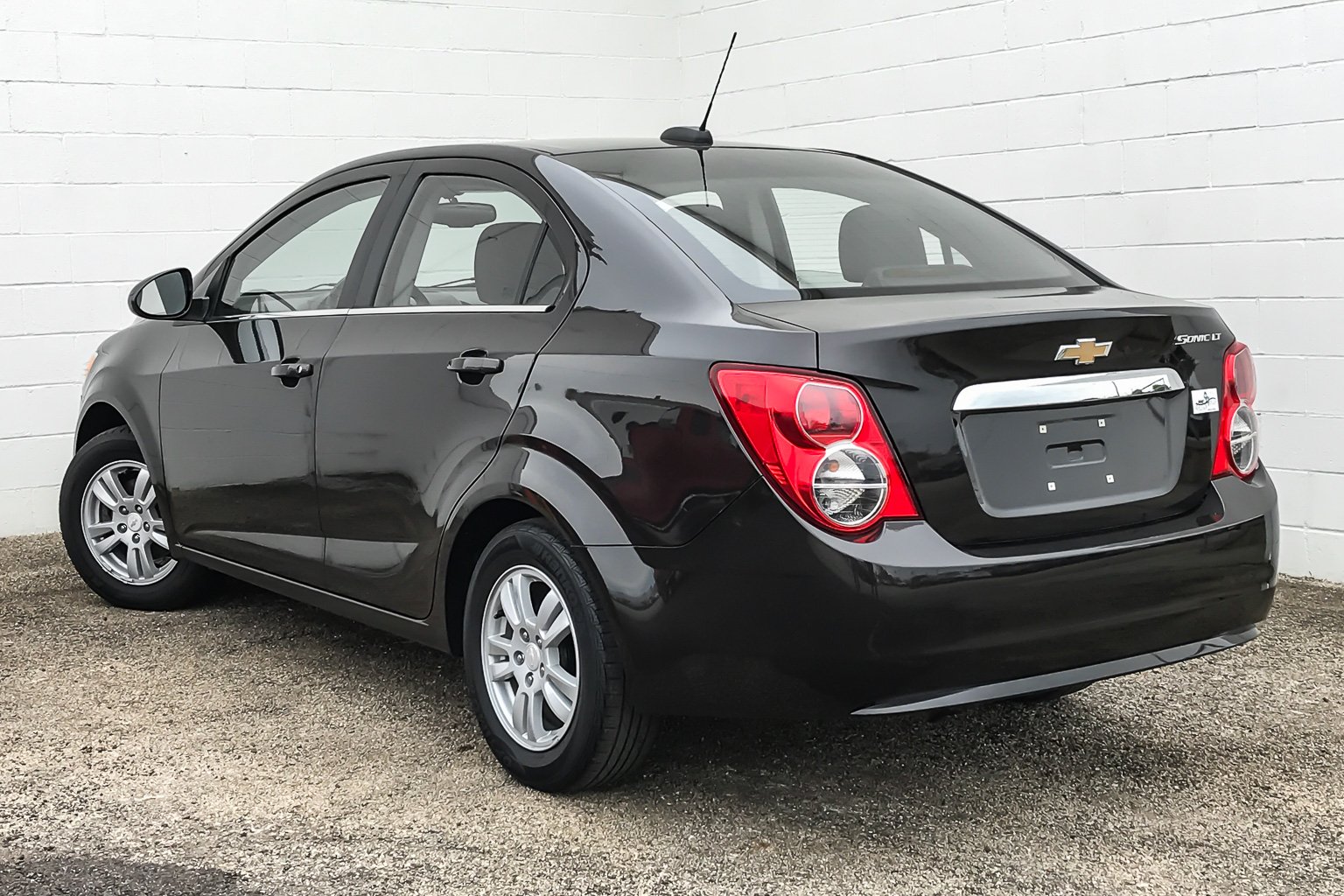 Pre-Owned 2015 Chevrolet Sonic LT 4dr Car in Morton #4123727 | Mike ...