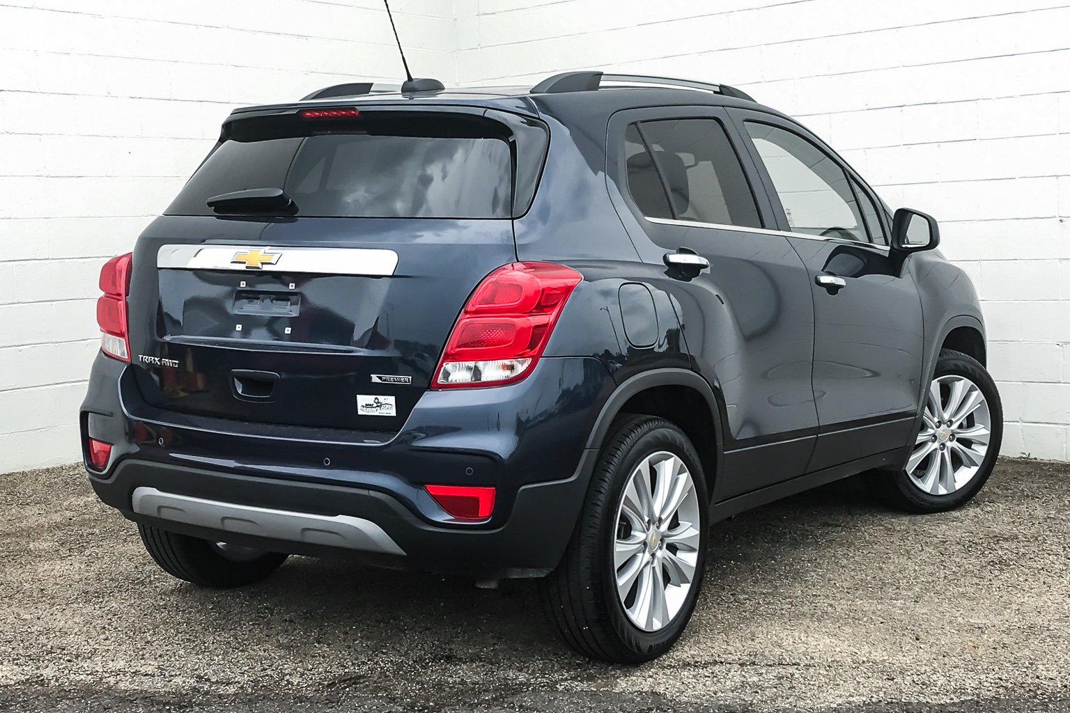 2018 chevrolet trax images